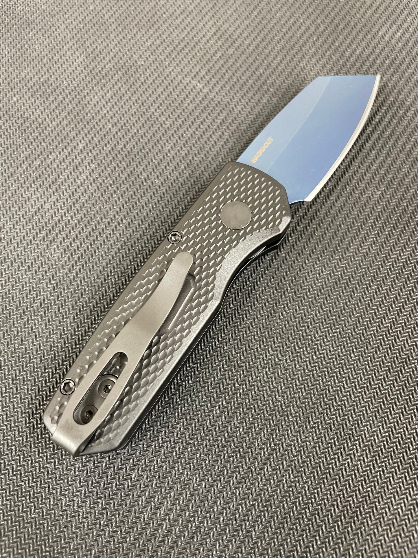 ProTech Runt Sapphire R5406-SB