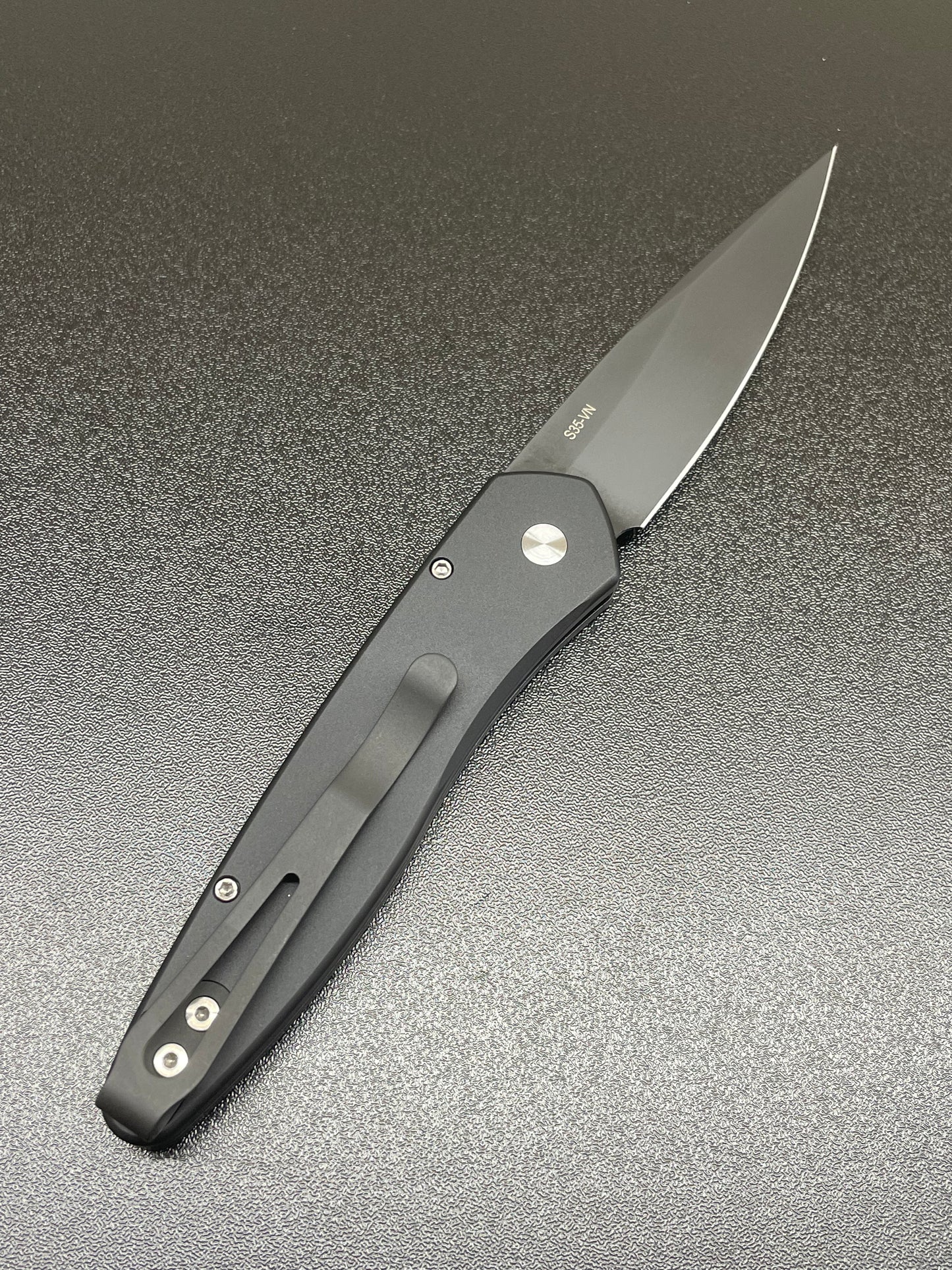 ProTech Newport Black Blade 3407