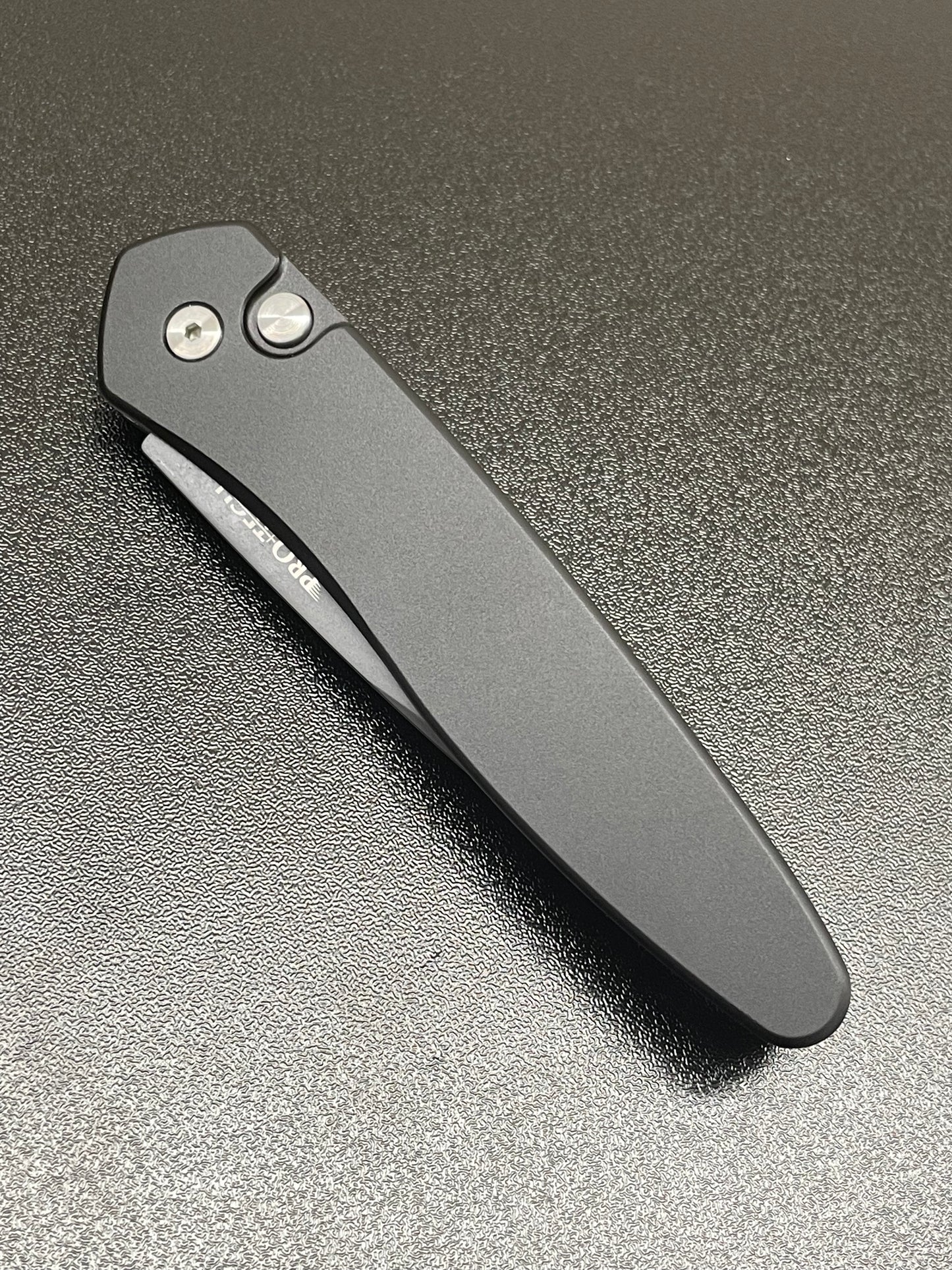 ProTech Newport Black Blade 3407