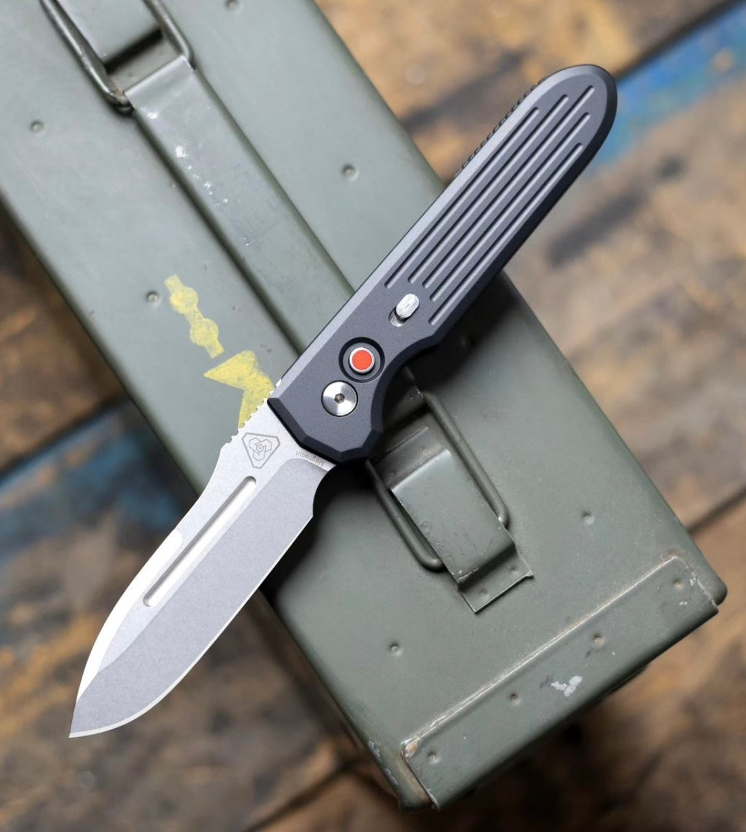 ProTech 1804 PDW Auto Invictus