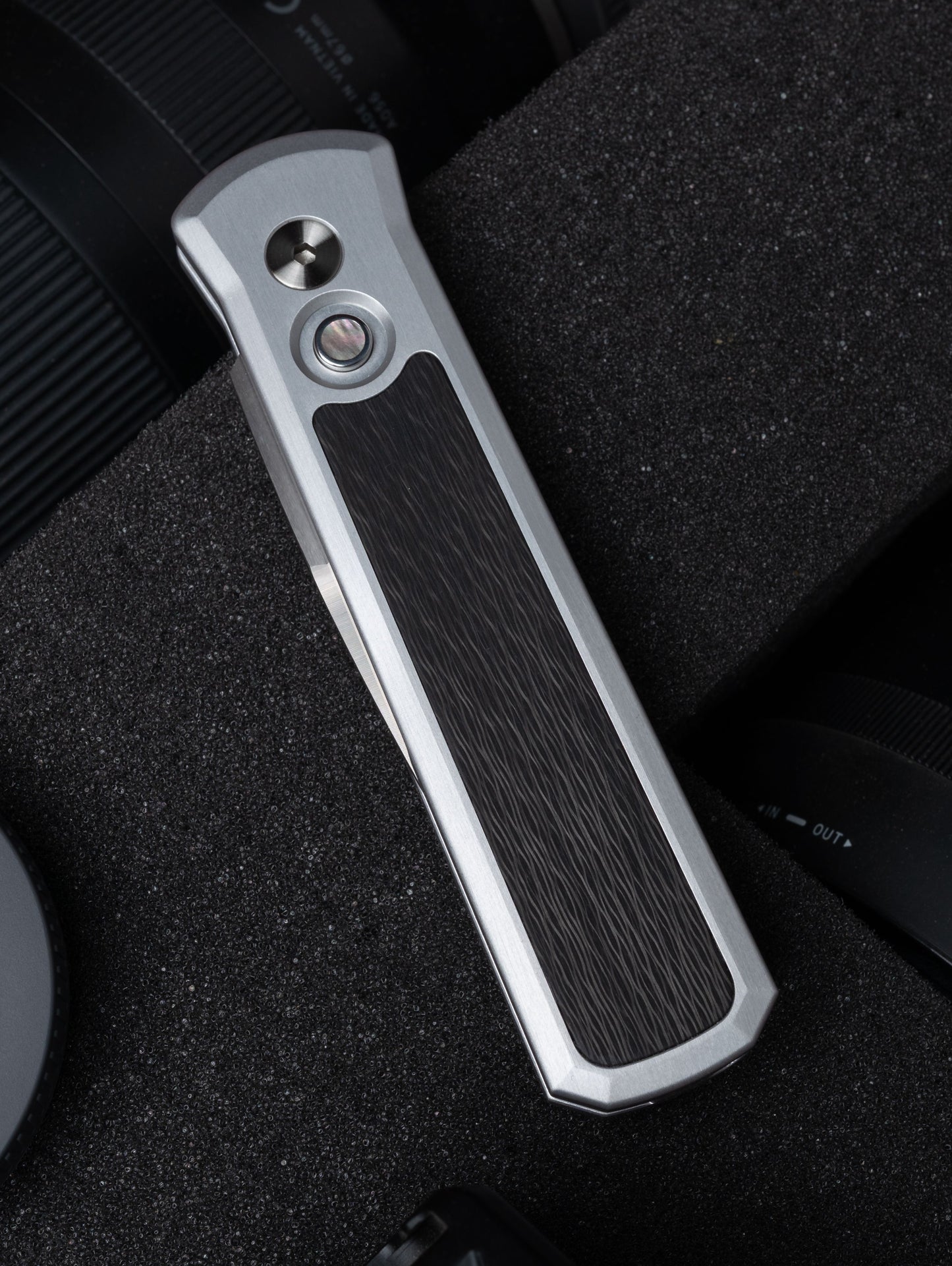 ProTech Godson 7210-Silver Crosscut 20CV