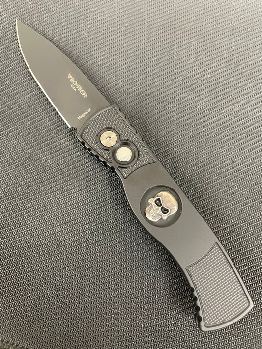 ProTech TR-2 Blade Show 2024 Shaw Skull