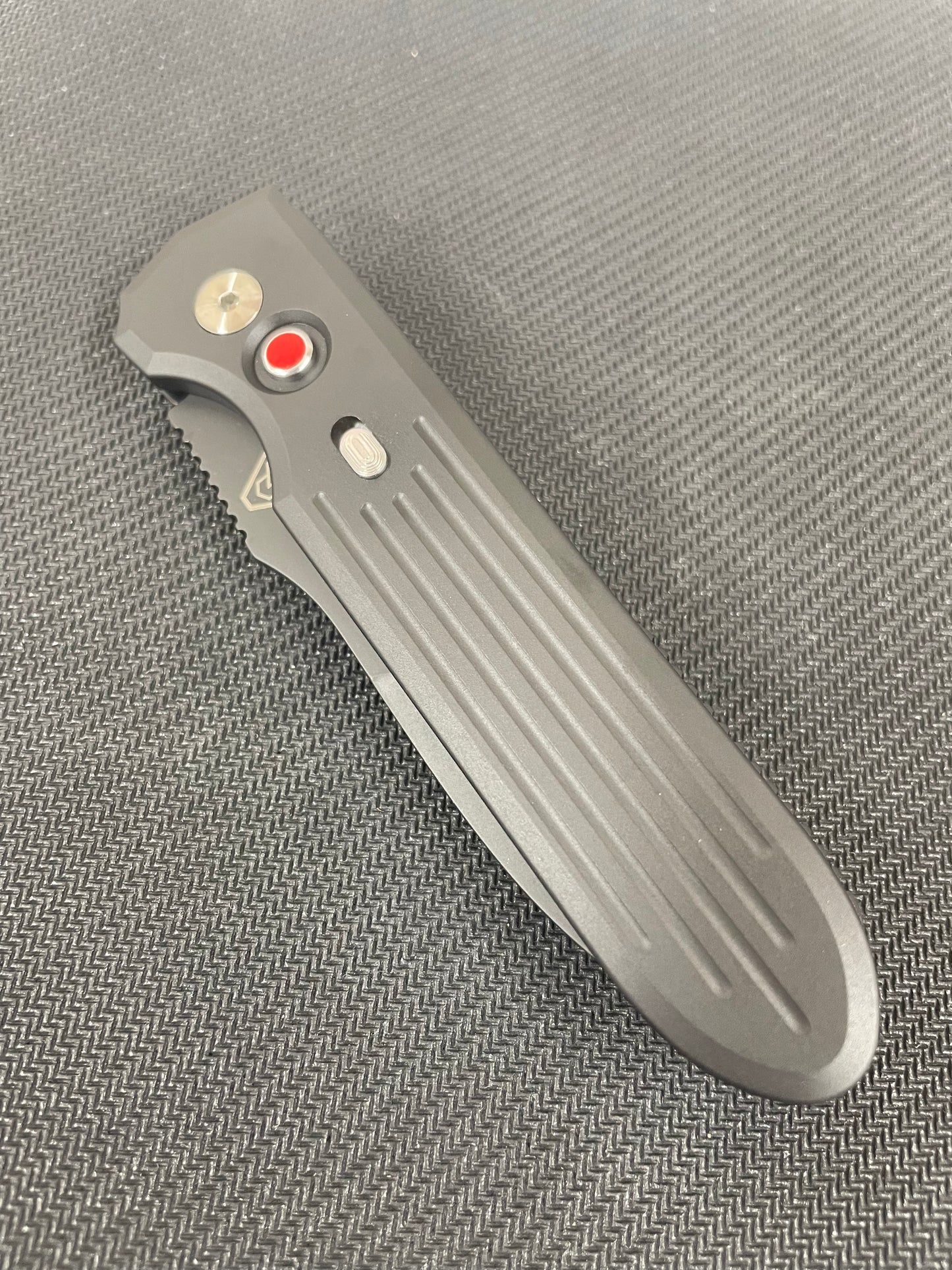 ProTech PDW Auto Invictus 1805